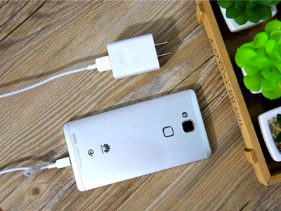 华为抢占快充市场注册“超级快充”商标 预意何