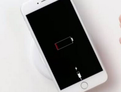 iPhone8要放大招：苹果无线充电专利技术逆天到爆