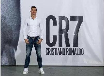 一个商标名字竟高达千万！明星都是这样发大财的